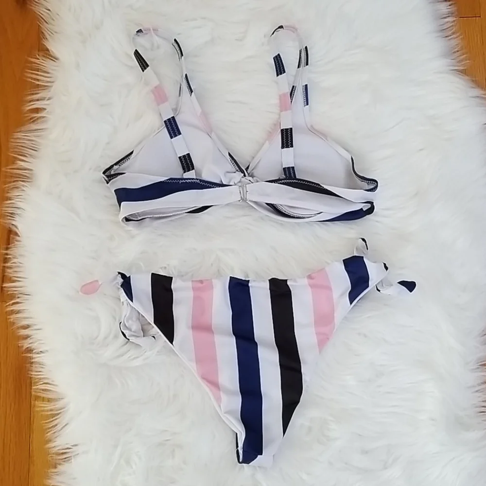 Zaful Striped 2-PC Cheeky Bikini Set